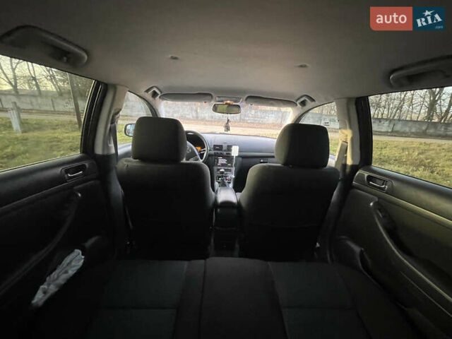 Серый Тойота Авенсис, объемом двигателя 2.2 л и пробегом 293 тыс. км за 7399 $, фото 17 на Automoto.ua