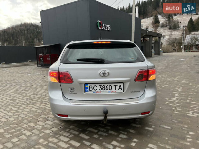 Серый Тойота Авенсис, объемом двигателя 2 л и пробегом 281 тыс. км за 8300 $, фото 3 на Automoto.ua