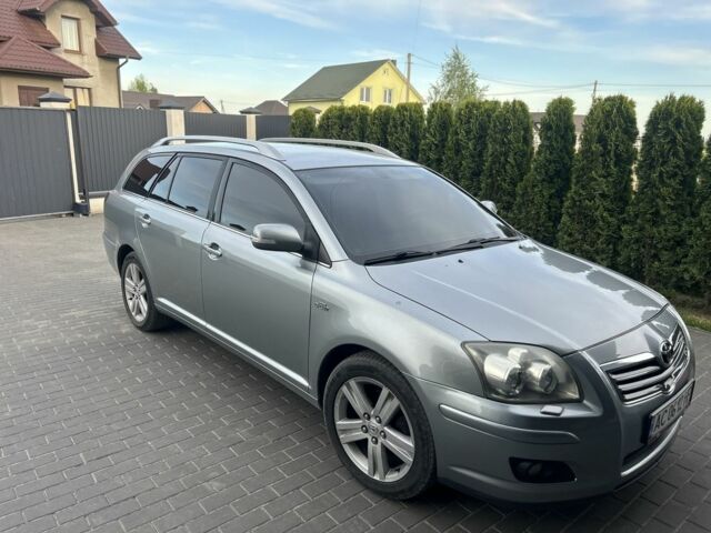 Серый Тойота Авенсис, объемом двигателя 2.2 л и пробегом 312 тыс. км за 6800 $, фото 7 на Automoto.ua