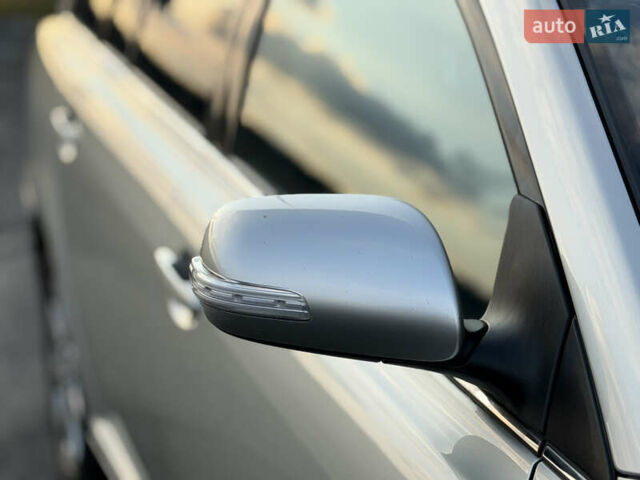 Серый Тойота Авенсис, объемом двигателя 1.79 л и пробегом 224 тыс. км за 8199 $, фото 17 на Automoto.ua