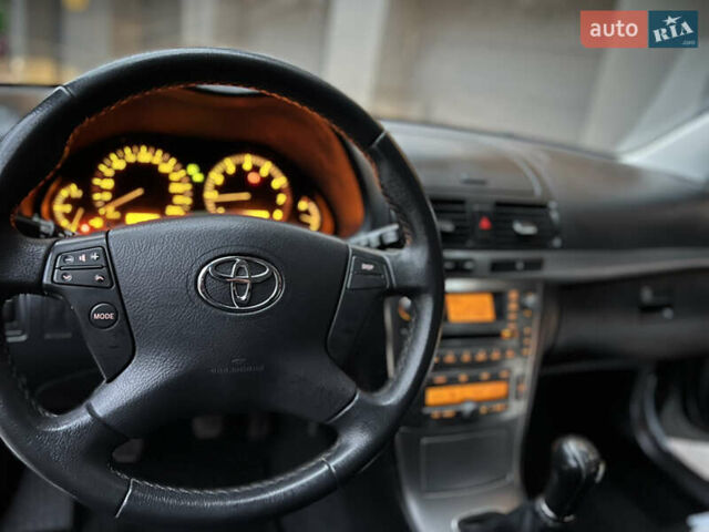 Серый Тойота Авенсис, объемом двигателя 1.8 л и пробегом 203 тыс. км за 7300 $, фото 31 на Automoto.ua