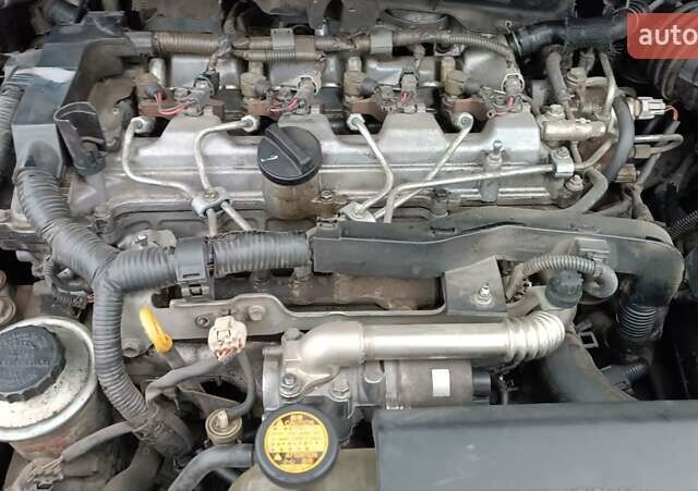 Серый Тойота Авенсис, объемом двигателя 2.2 л и пробегом 285 тыс. км за 5350 $, фото 39 на Automoto.ua