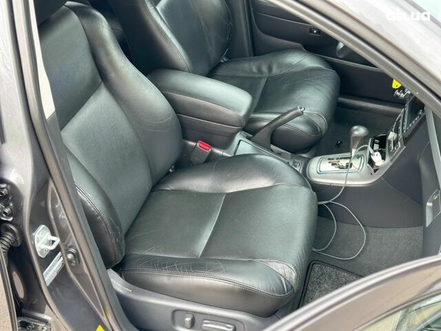 Серый Тойота Авенсис, объемом двигателя 2 л и пробегом 206 тыс. км за 8790 $, фото 25 на Automoto.ua