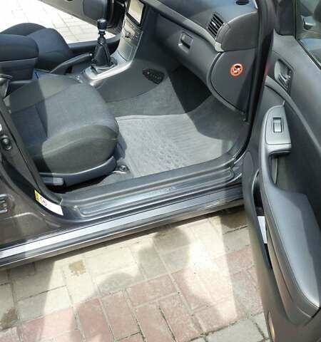 Сірий Тойота Авенсіс, об'ємом двигуна 2 л та пробігом 300 тис. км за 7900 $, фото 8 на Automoto.ua