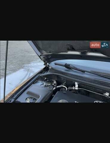 Сірий Тойота Авенсіс, об'ємом двигуна 2 л та пробігом 240 тис. км за 7200 $, фото 5 на Automoto.ua