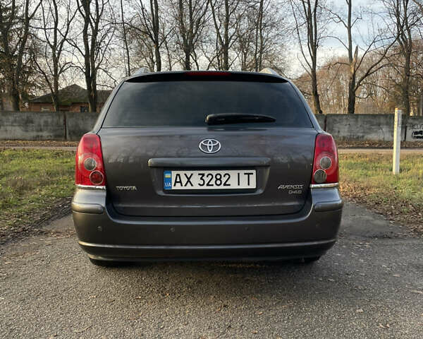 Серый Тойота Авенсис, объемом двигателя 2.2 л и пробегом 293 тыс. км за 7399 $, фото 7 на Automoto.ua