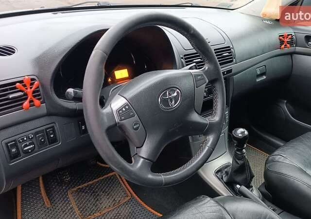 Серый Тойота Авенсис, объемом двигателя 2.2 л и пробегом 285 тыс. км за 5350 $, фото 36 на Automoto.ua