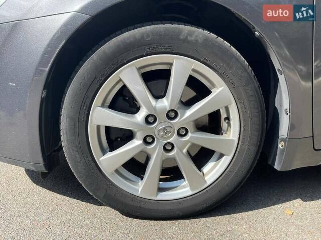Серый Тойота Авенсис, объемом двигателя 2.23 л и пробегом 295 тыс. км за 8195 $, фото 54 на Automoto.ua