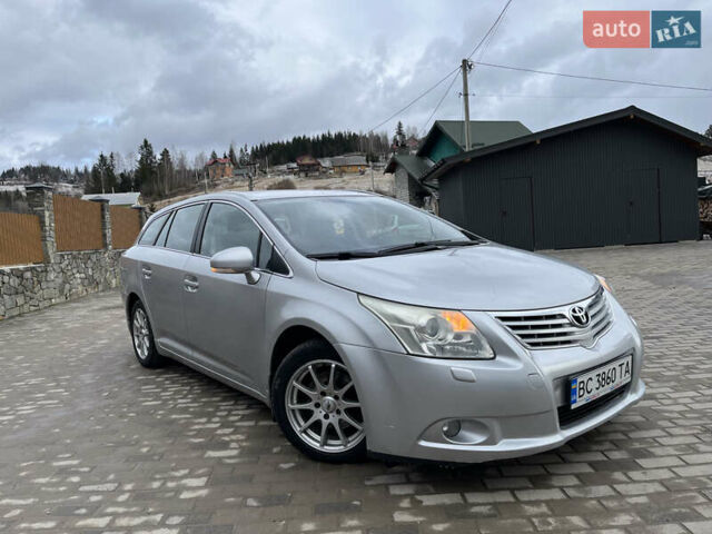 Серый Тойота Авенсис, объемом двигателя 2 л и пробегом 281 тыс. км за 8300 $, фото 1 на Automoto.ua