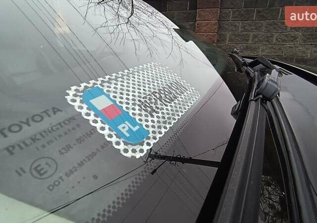 Серый Тойота Авенсис, объемом двигателя 2.2 л и пробегом 285 тыс. км за 5350 $, фото 42 на Automoto.ua