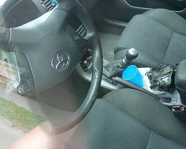 Серый Тойота Авенсис, объемом двигателя 2 л и пробегом 282 тыс. км за 7300 $, фото 7 на Automoto.ua