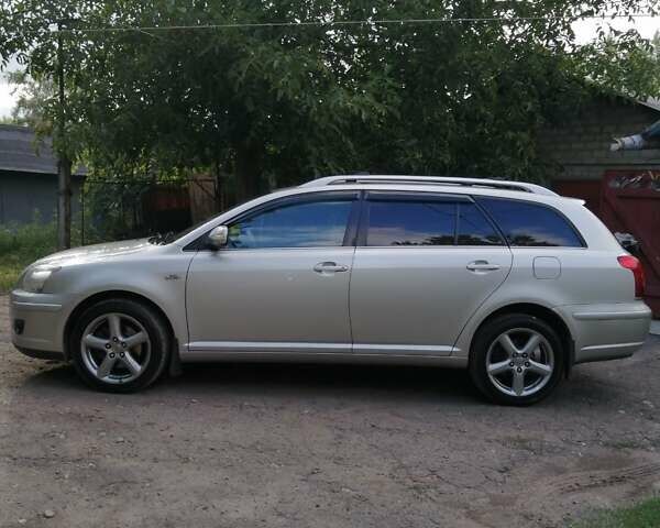 Сірий Тойота Авенсіс, об'ємом двигуна 2.2 л та пробігом 260 тис. км за 8500 $, фото 2 на Automoto.ua