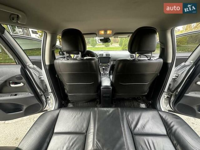 Серый Тойота Авенсис, объемом двигателя 2 л и пробегом 243 тыс. км за 7999 $, фото 30 на Automoto.ua