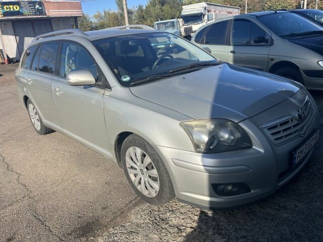 Сірий Тойота Авенсіс, об'ємом двигуна 1.8 л та пробігом 185 тис. км за 7500 $, фото 1 на Automoto.ua