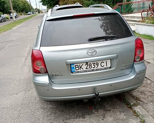Серый Тойота Авенсис, объемом двигателя 2 л и пробегом 282 тыс. км за 7300 $, фото 6 на Automoto.ua