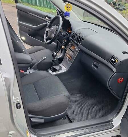 Сірий Тойота Авенсіс, об'ємом двигуна 2.2 л та пробігом 270 тис. км за 6499 $, фото 24 на Automoto.ua