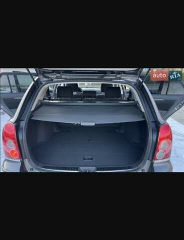 Сірий Тойота Авенсіс, об'ємом двигуна 2 л та пробігом 240 тис. км за 7200 $, фото 4 на Automoto.ua