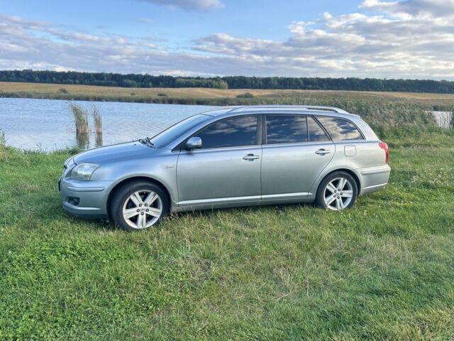 Серый Тойота Авенсис, объемом двигателя 2.2 л и пробегом 312 тыс. км за 6800 $, фото 1 на Automoto.ua