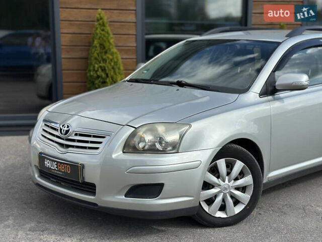 Сірий Тойота Авенсіс, об'ємом двигуна 2 л та пробігом 290 тис. км за 6500 $, фото 3 на Automoto.ua