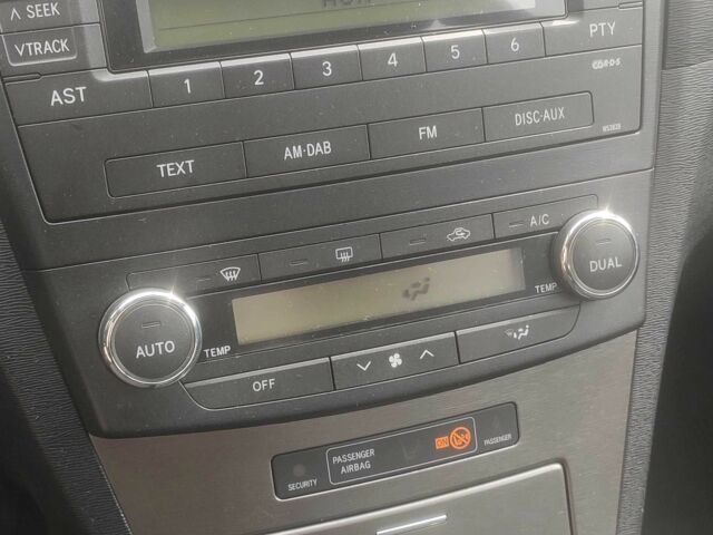 Сірий Тойота Авенсіс, об'ємом двигуна 2 л та пробігом 248 тис. км за 7200 $, фото 7 на Automoto.ua