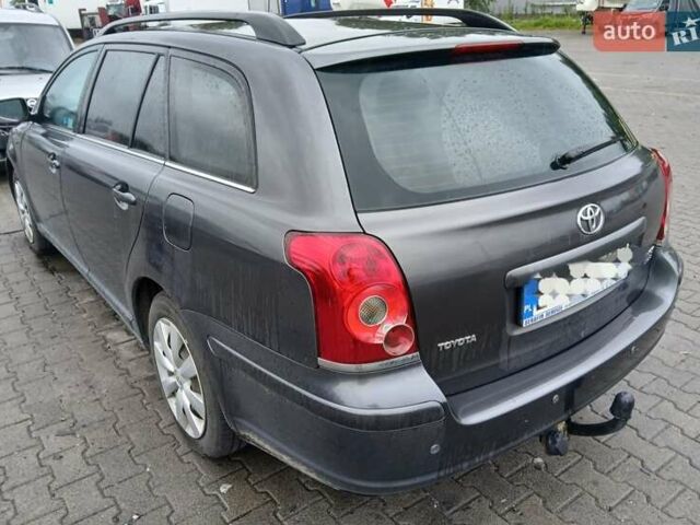 Серый Тойота Авенсис, объемом двигателя 2 л и пробегом 317 тыс. км за 1600 $, фото 2 на Automoto.ua