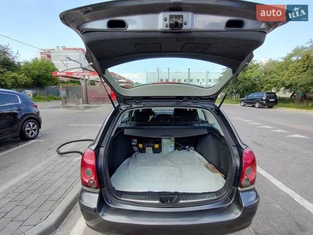 Сірий Тойота Авенсіс, об'ємом двигуна 2 л та пробігом 251 тис. км за 6350 $, фото 6 на Automoto.ua