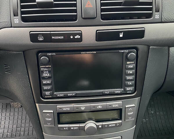 Серый Тойота Авенсис, объемом двигателя 1.8 л и пробегом 222 тыс. км за 6700 $, фото 38 на Automoto.ua