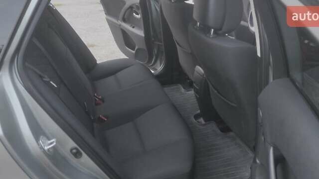 Сірий Тойота Авенсіс, об'ємом двигуна 1.8 л та пробігом 200 тис. км за 9200 $, фото 7 на Automoto.ua