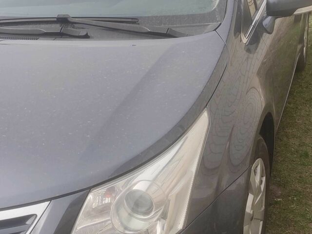 Сірий Тойота Авенсіс, об'ємом двигуна 2 л та пробігом 248 тис. км за 7200 $, фото 5 на Automoto.ua