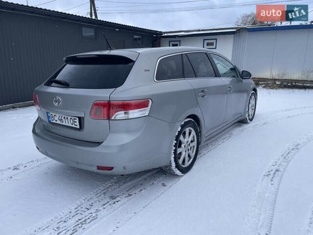 Серый Тойота Авенсис, объемом двигателя 2 л и пробегом 280 тыс. км за 7800 $, фото 6 на Automoto.ua