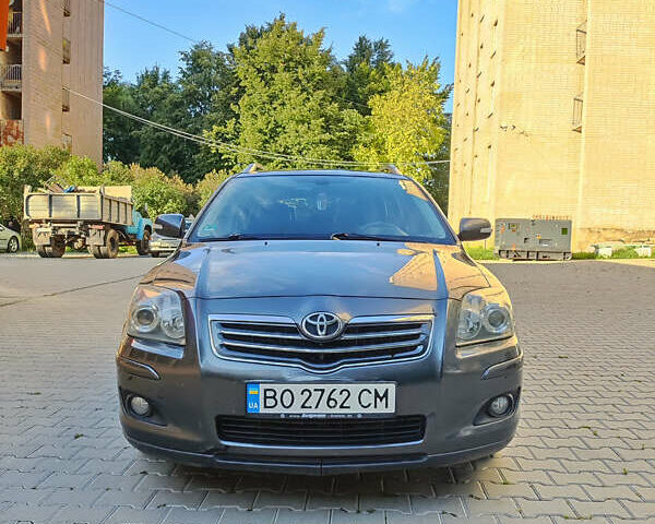 Серый Тойота Авенсис, объемом двигателя 2.23 л и пробегом 178 тыс. км за 6800 $, фото 3 на Automoto.ua