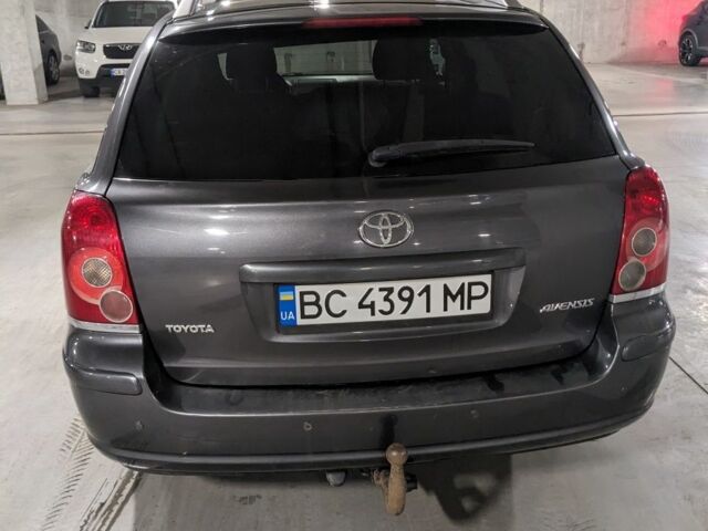 Серый Тойота Авенсис, объемом двигателя 1.8 л и пробегом 210 тыс. км за 5750 $, фото 5 на Automoto.ua