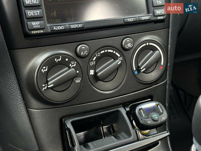 Сірий Тойота Авенсіс, об'ємом двигуна 2 л та пробігом 290 тис. км за 6500 $, фото 40 на Automoto.ua
