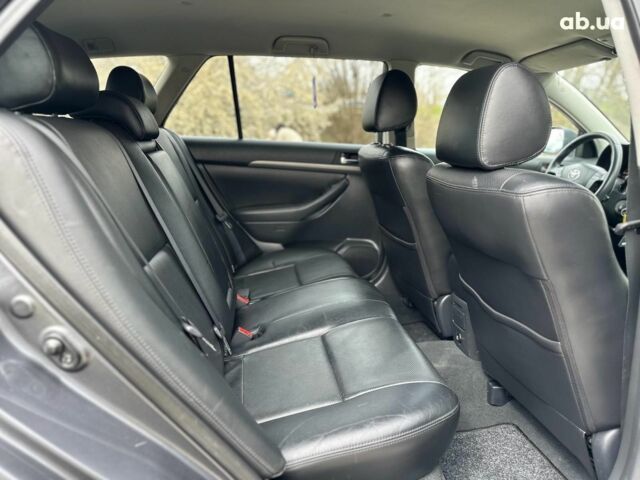 Серый Тойота Авенсис, объемом двигателя 2 л и пробегом 206 тыс. км за 8790 $, фото 19 на Automoto.ua