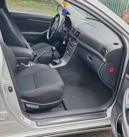 Сірий Тойота Авенсіс, об'ємом двигуна 2.2 л та пробігом 270 тис. км за 6499 $, фото 22 на Automoto.ua