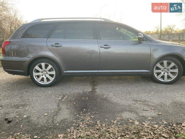 Серый Тойота Авенсис, объемом двигателя 2.2 л и пробегом 293 тыс. км за 7399 $, фото 11 на Automoto.ua