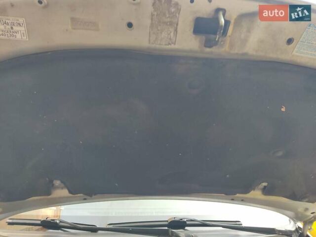 Серый Тойота Авенсис, объемом двигателя 2.01 л и пробегом 310 тыс. км за 7800 $, фото 4 на Automoto.ua