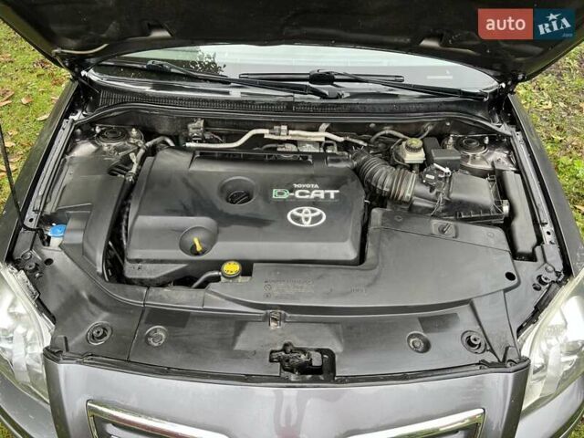 Серый Тойота Авенсис, объемом двигателя 2.23 л и пробегом 242 тыс. км за 7500 $, фото 13 на Automoto.ua