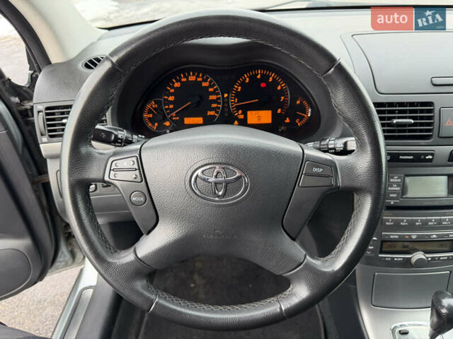 Сірий Тойота Авенсіс, об'ємом двигуна 1.8 л та пробігом 163 тис. км за 8999 $, фото 39 на Automoto.ua