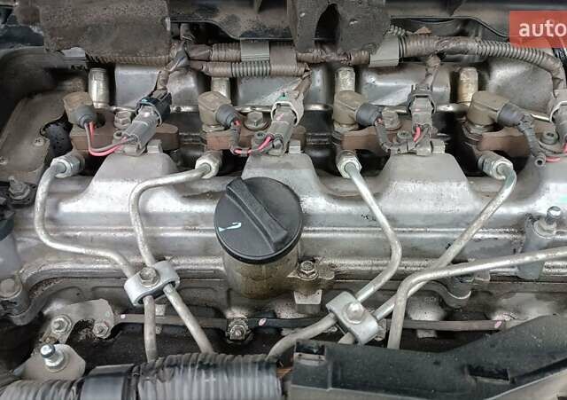 Серый Тойота Авенсис, объемом двигателя 2.2 л и пробегом 285 тыс. км за 5350 $, фото 40 на Automoto.ua