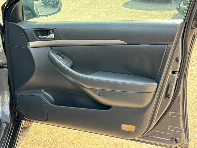 Сірий Тойота Авенсіс, об'ємом двигуна 2 л та пробігом 206 тис. км за 6990 $, фото 20 на Automoto.ua