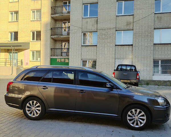 Серый Тойота Авенсис, объемом двигателя 2.23 л и пробегом 178 тыс. км за 6800 $, фото 7 на Automoto.ua