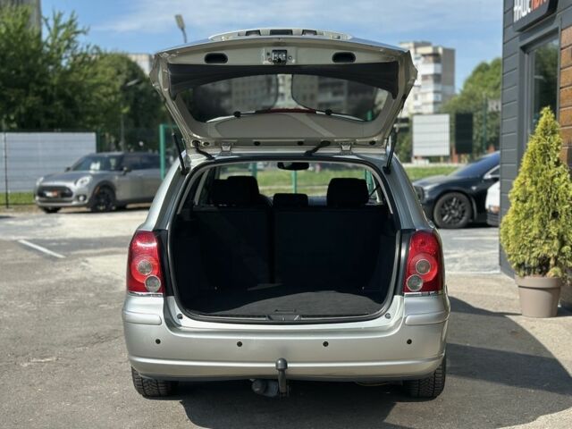 Сірий Тойота Авенсіс, об'ємом двигуна 2.2 л та пробігом 195 тис. км за 7700 $, фото 7 на Automoto.ua