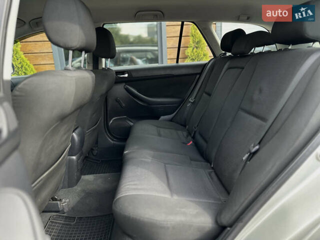 Сірий Тойота Авенсіс, об'ємом двигуна 2 л та пробігом 290 тис. км за 6500 $, фото 48 на Automoto.ua