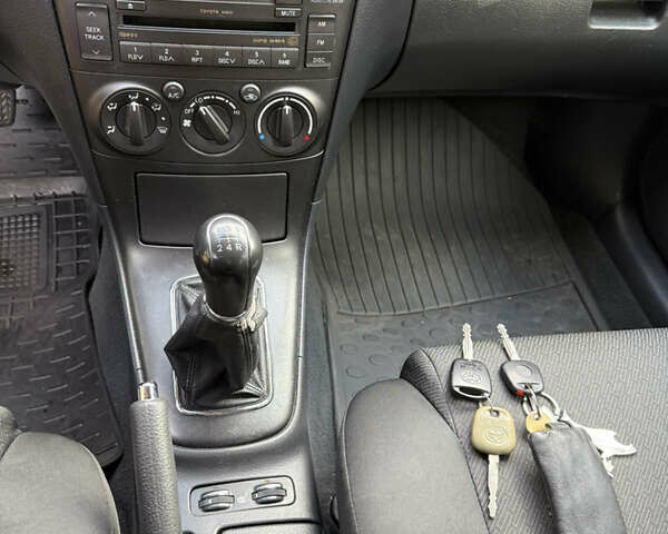 Серый Тойота Авенсис, объемом двигателя 1.8 л и пробегом 232 тыс. км за 6200 $, фото 14 на Automoto.ua