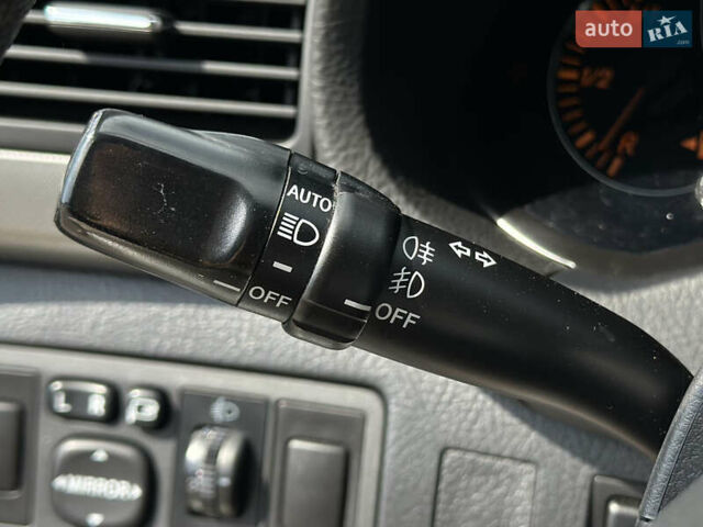 Сірий Тойота Авенсіс, об'ємом двигуна 2.23 л та пробігом 195 тис. км за 7999 $, фото 42 на Automoto.ua