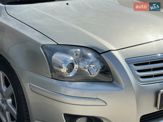 Сірий Тойота Авенсіс, об'ємом двигуна 2.23 л та пробігом 195 тис. км за 7999 $, фото 11 на Automoto.ua