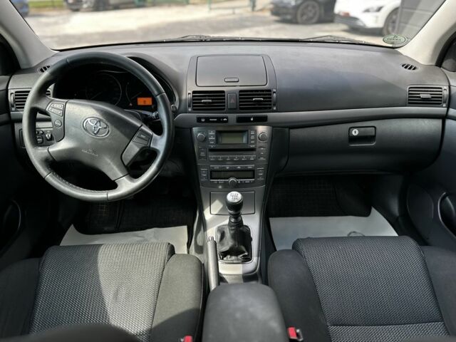 Сірий Тойота Авенсіс, об'ємом двигуна 2.2 л та пробігом 195 тис. км за 7700 $, фото 15 на Automoto.ua