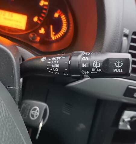 Серый Тойота Авенсис, объемом двигателя 2.2 л и пробегом 285 тыс. км за 5350 $, фото 55 на Automoto.ua