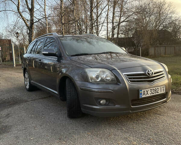 Серый Тойота Авенсис, объемом двигателя 2.2 л и пробегом 293 тыс. км за 7399 $, фото 14 на Automoto.ua